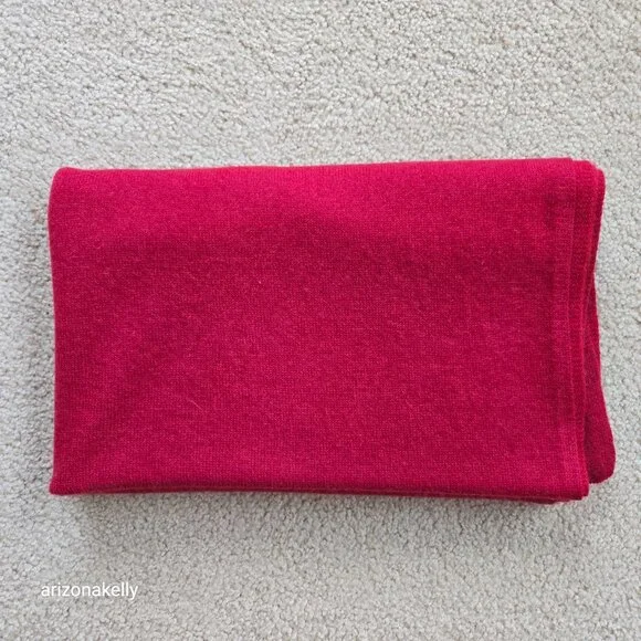 Knit Cashmere Scarf/Wrap Red - Picture 15 of 15